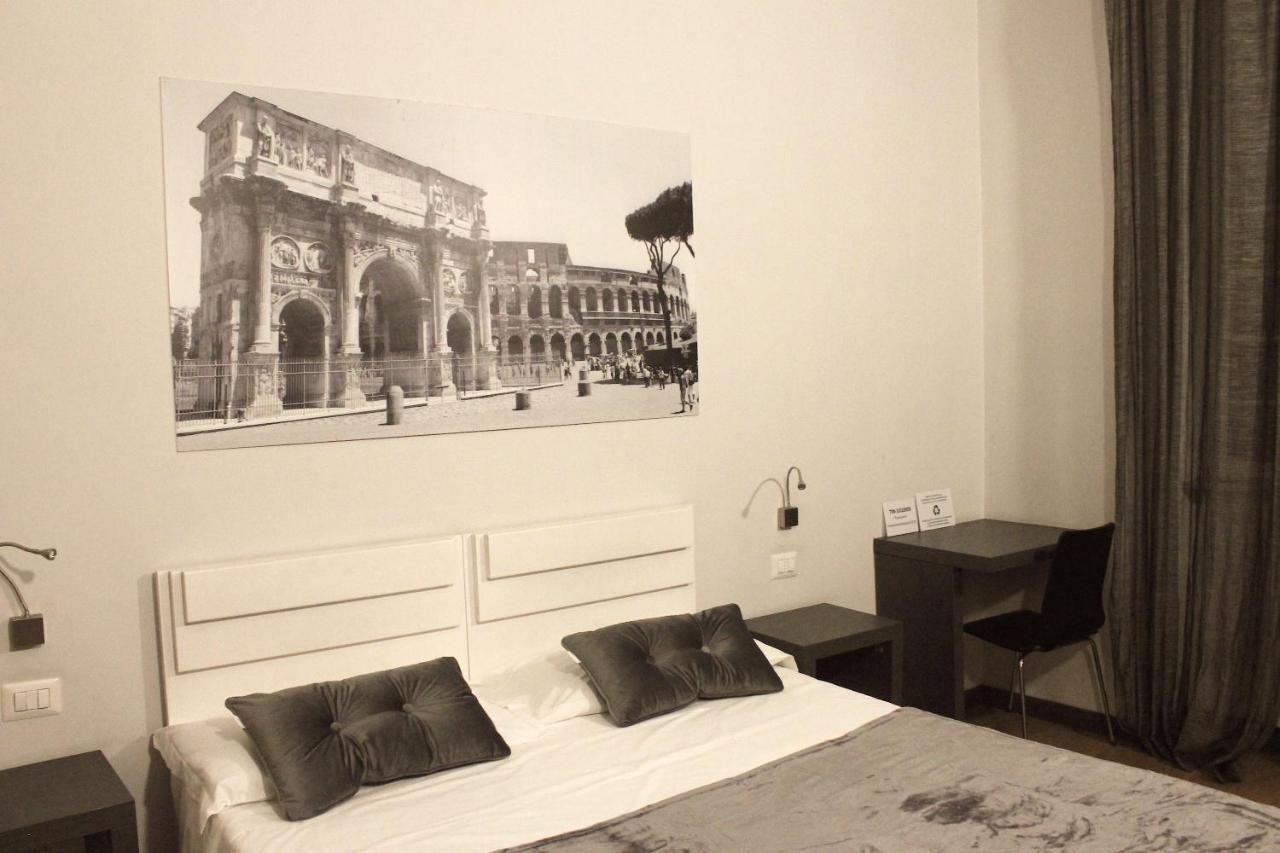 Finestra Su Trastevere -