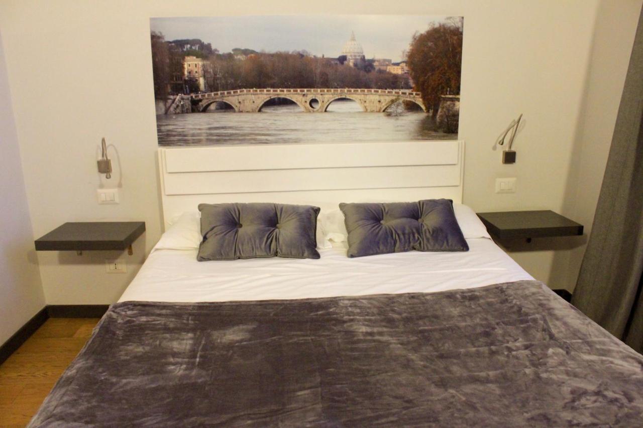 Finestra Su Trastevere - 2*